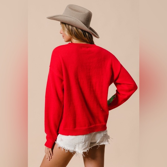 NEW ARRIVAL: BIBI SLIGHTLY TILTED TINSEL HO HO HO LETTERING CHRISTMAS SWEATER - Picture 6 of 6